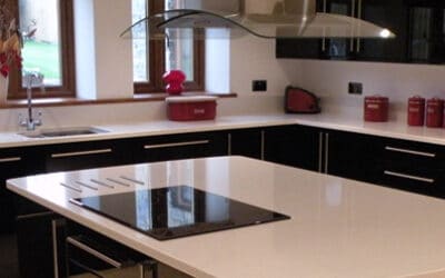 Granite Or Quartz? – Choosing The Best Stone For Your Kitchen Worktops